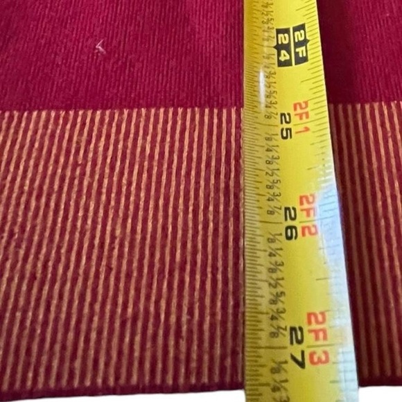 Prestige red and orange paisley sweater with embroidery stylish and eye-catching - Picture 7 of 7